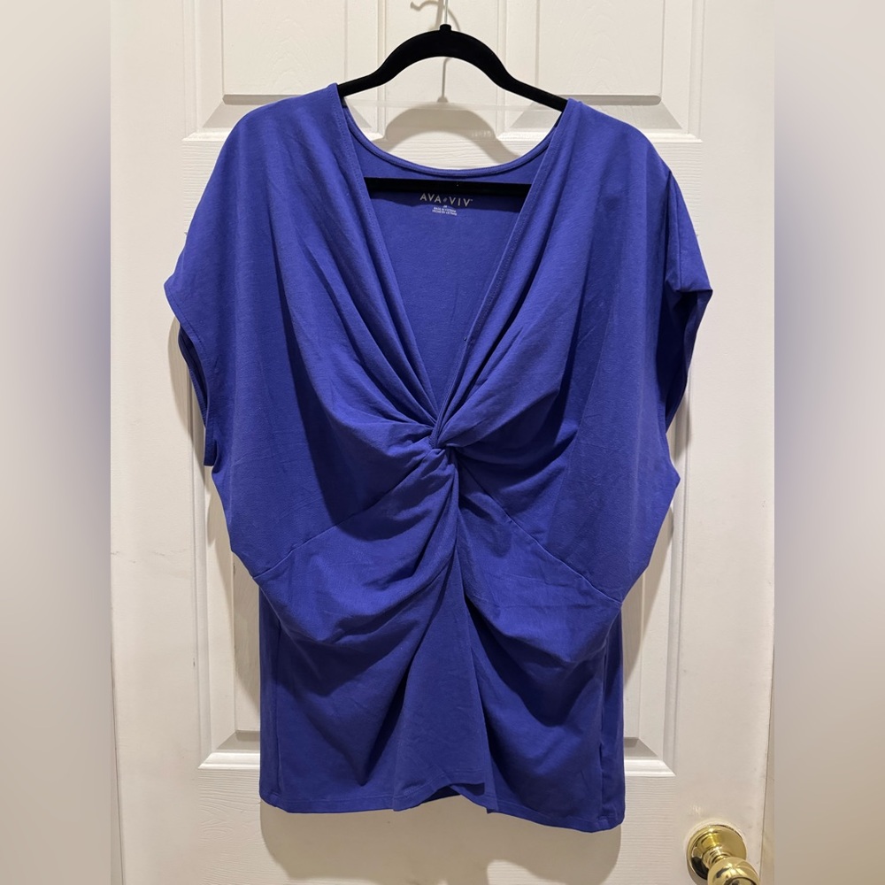 Ava & Viv Short Sleeve Twist Front Shirt Blue Size 2X